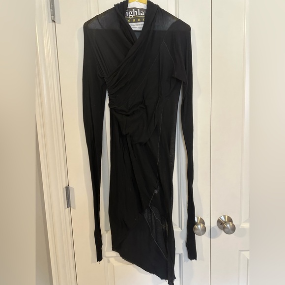 Elegant Black Long Sleeve Dress - Picture 1 of 4